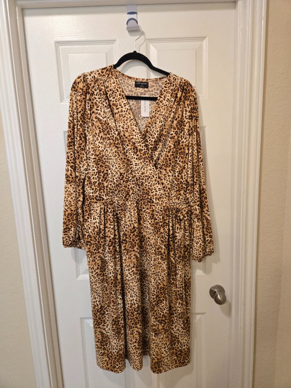Lane Bryant leopard dress size 18/20 new with tags